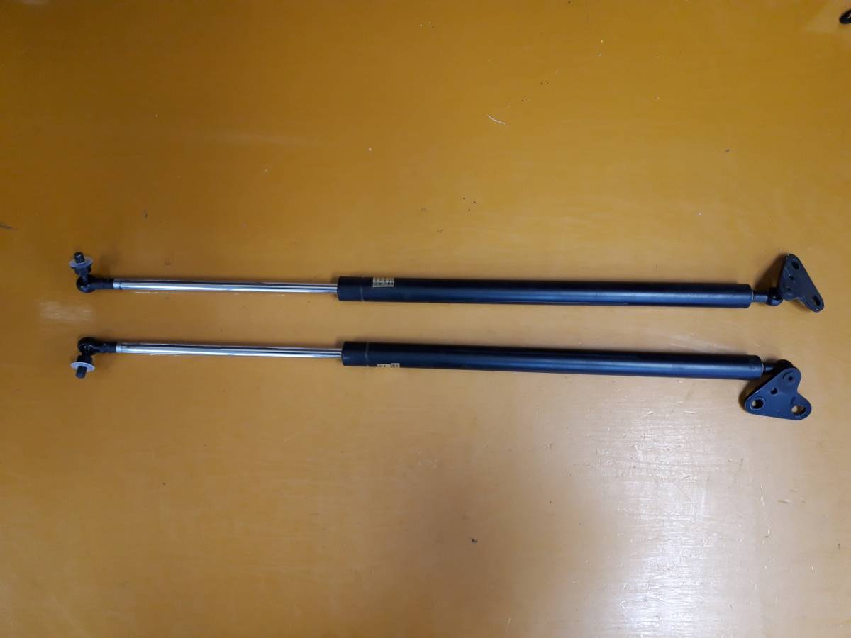 ダイハツ ハイゼット S330V H16年 リアハッチ ダンパー No.ya拍卖