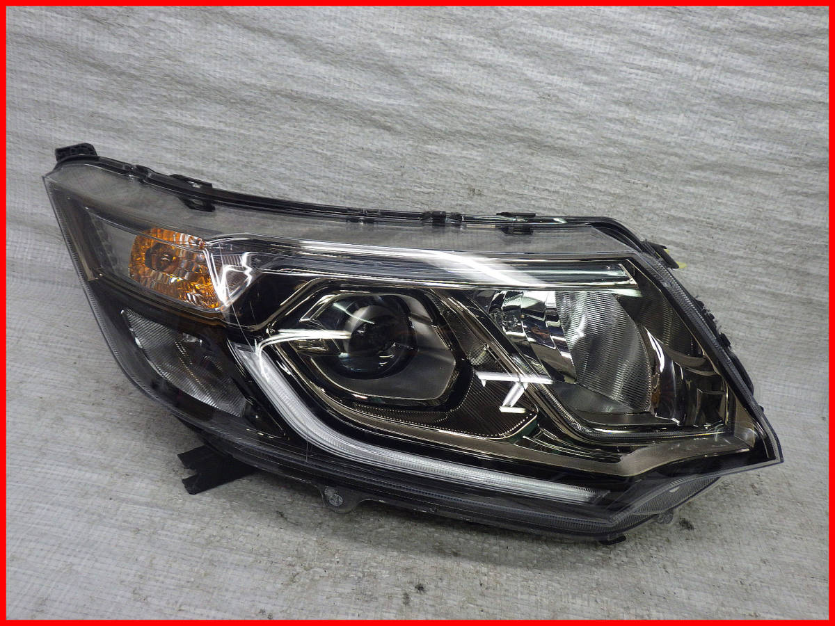 RP3/RP4 ステップワゴン スパーダ クールスピリット LED右ヘッドライト右ライト 右側 LE14C6331 ヘッドランプ ランプ拍卖