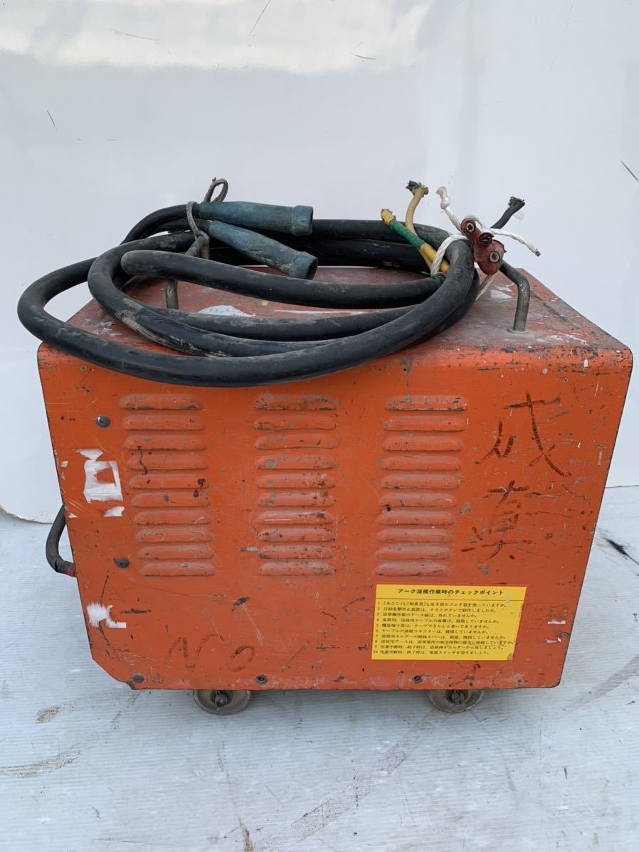 DAIDEN ダイデン 電撃防止装置内蔵 小形交流アーク溶接機 BS-300L 三相200V 50Hz ※引取り限定拍卖