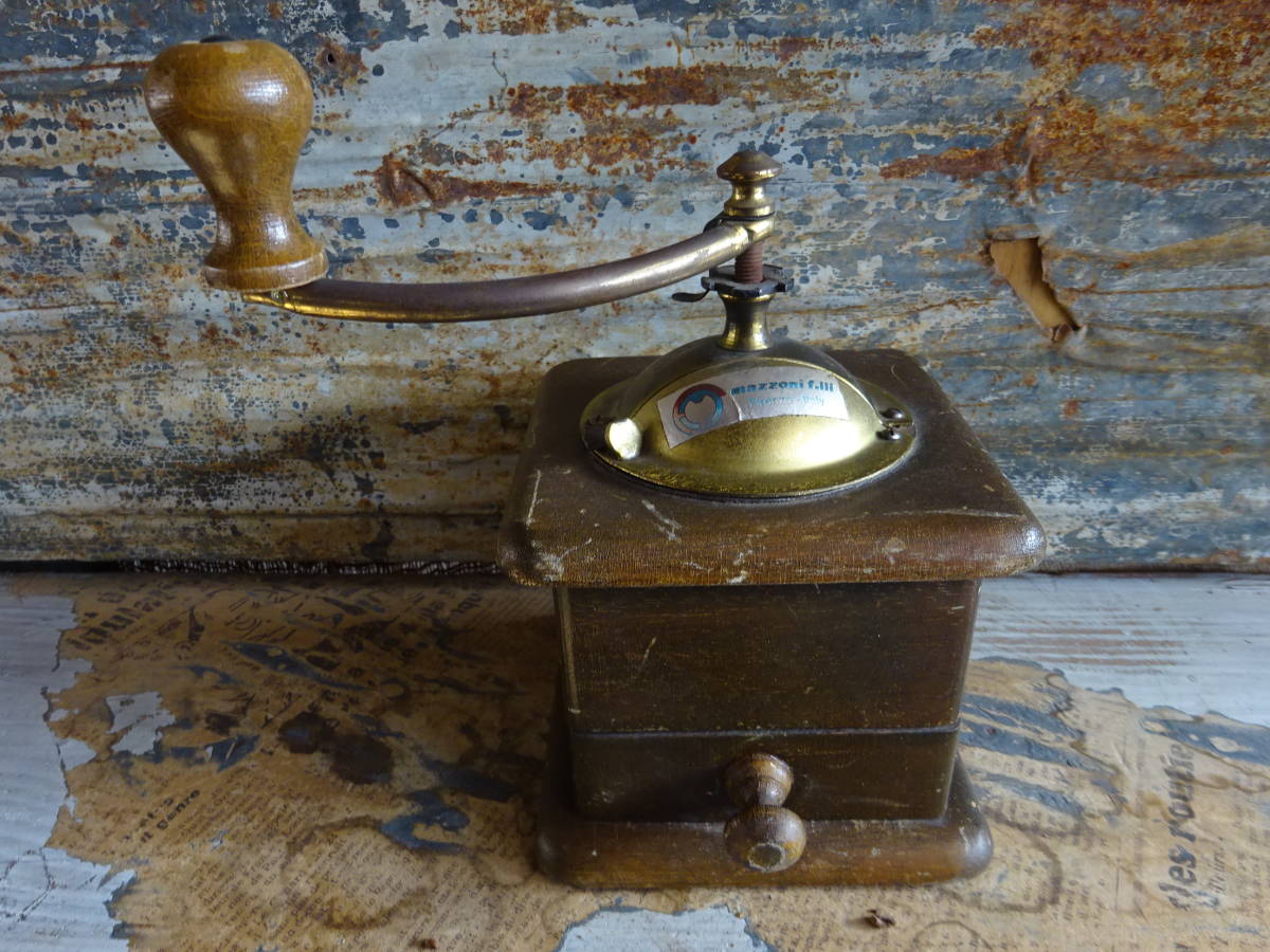 【フランス蚤の市mazzoni fコーヒーミル】イタリア珈琲ポット鉄製アイアンケトルカフェ店舗什器薪ストーブプジョーカリタドリッパー拍卖