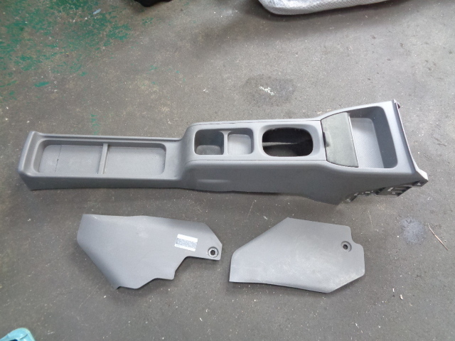 ADバン CBE-VAY12 純正 センターコンソール/サイドパネルセット拍卖