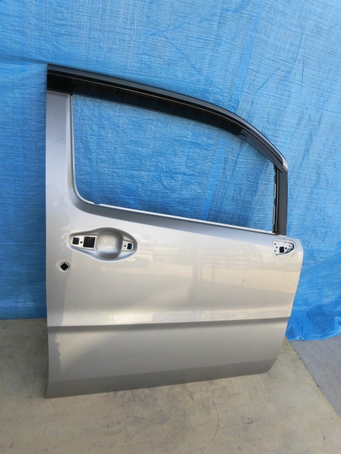 AO115 スズキ ワゴンR フロントドア 右 グレー拍卖