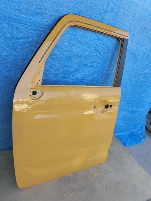 AO127 スズキ スペーシア MK53S フロントドア 左 黄色拍卖