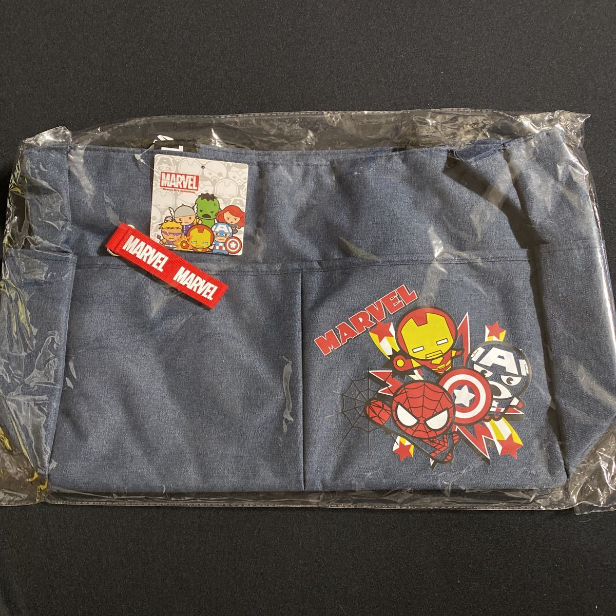 マーベルMARVEL★Kawaii art Collection★ボストンバッグ★トートバッグ?★MARVELキャラクター柄★紺色★約40×30×14cm拍卖
