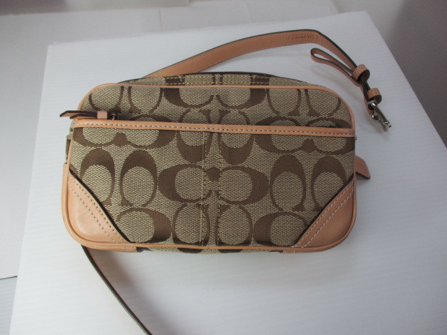 BA-34 コーチ COACH ウエストポーチ シグネチャーキャンパス 美品 高さ10cm よこ18cm マチ幅3.5cm拍卖