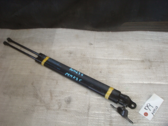 79 ワゴンR MH23S リアゲートダンパー 左右 アブソーバー インボイス対応拍卖