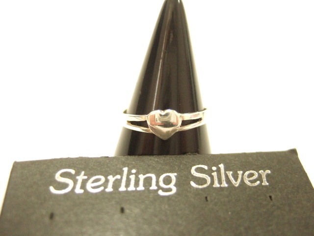 横浜最新シルバー 925銀ピンキーリング♪魅惑のハートリング -1~5.5号 送料220円ξgRξ ξ20s拍卖