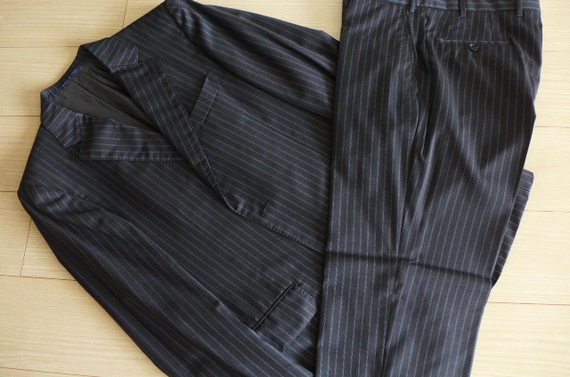 即決 29万 美品 イタリア製 パルジレリ 極上ファーストライン スーツ サイズ50 上質なステッチ オールシーズン拍卖