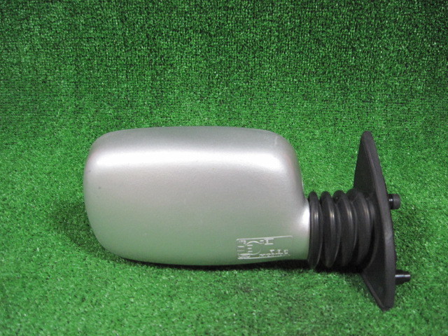 ホンダ トゥディ JW3 ドアミラー 右 中古 カラー:NH583M ニューボーグシルバーM 配線なし 手動可倒式 210406拍卖