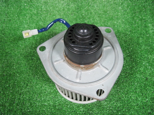ダイハツ ムーヴ L610S ブロアファンモーター / ヒーターモーター 中古 作動確認済み 210432拍卖