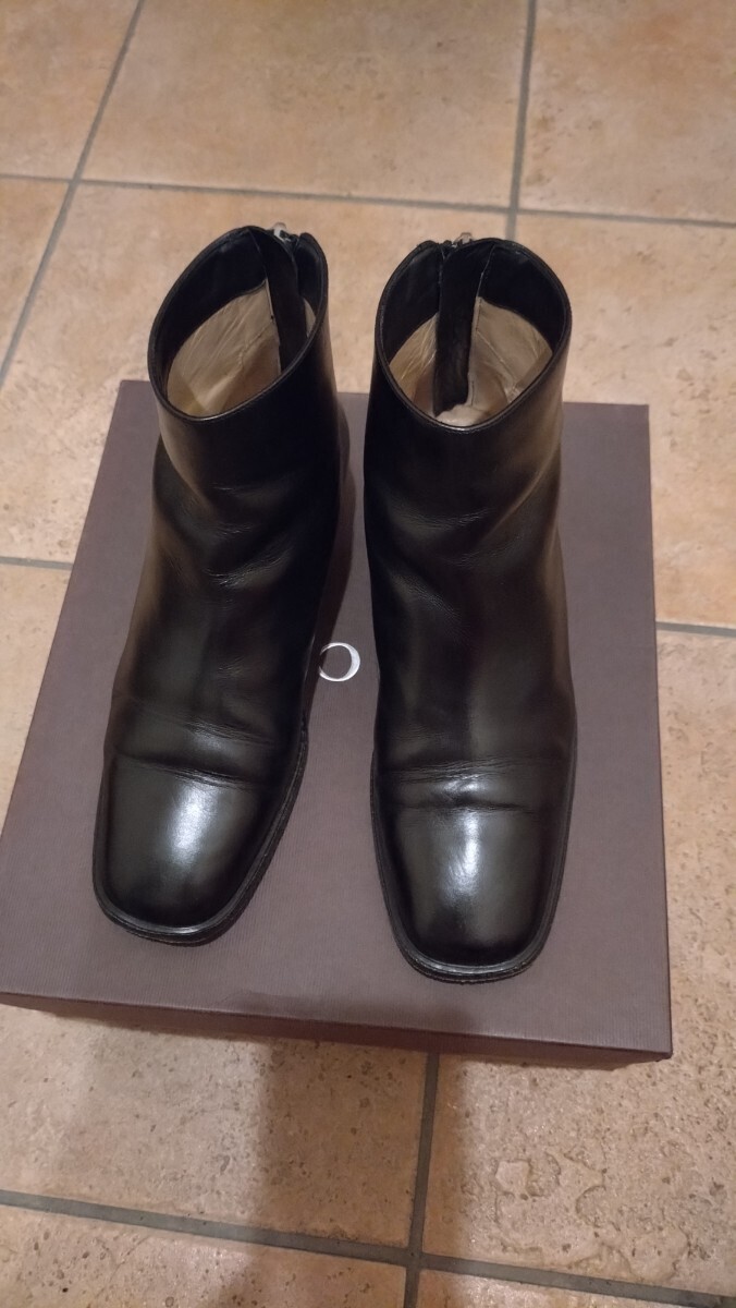 美品 GUCCI ショートブーツ MADE IN ITALY 4-1/2 小さいサイズをお探しの方に是非!拍卖