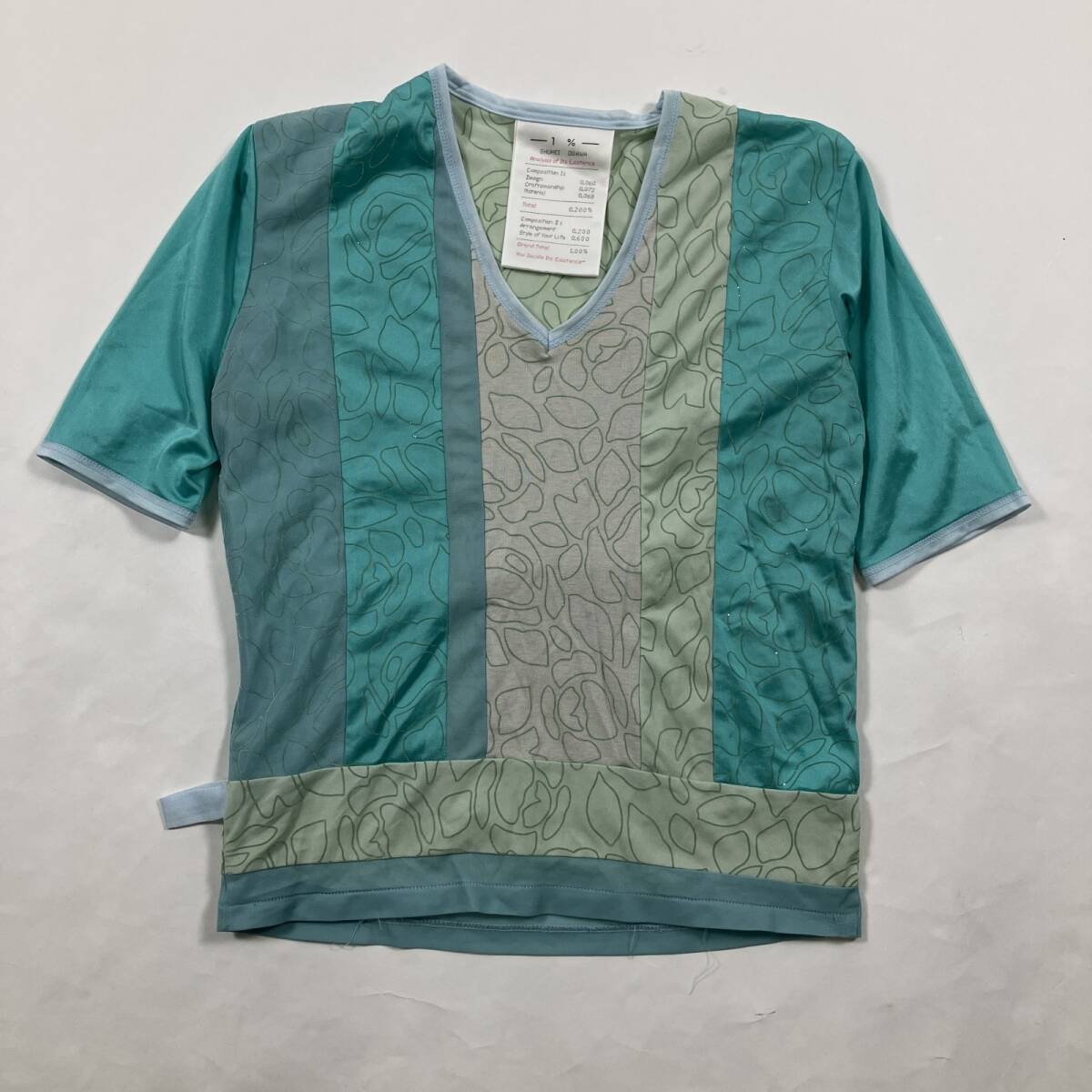 ★ 1% カーズインターナショナル 半袖Tシャツ トップス Vネック 総柄 個性的 派手 ストライプ グリーン系 M レディース 日本製 0.07kg拍卖