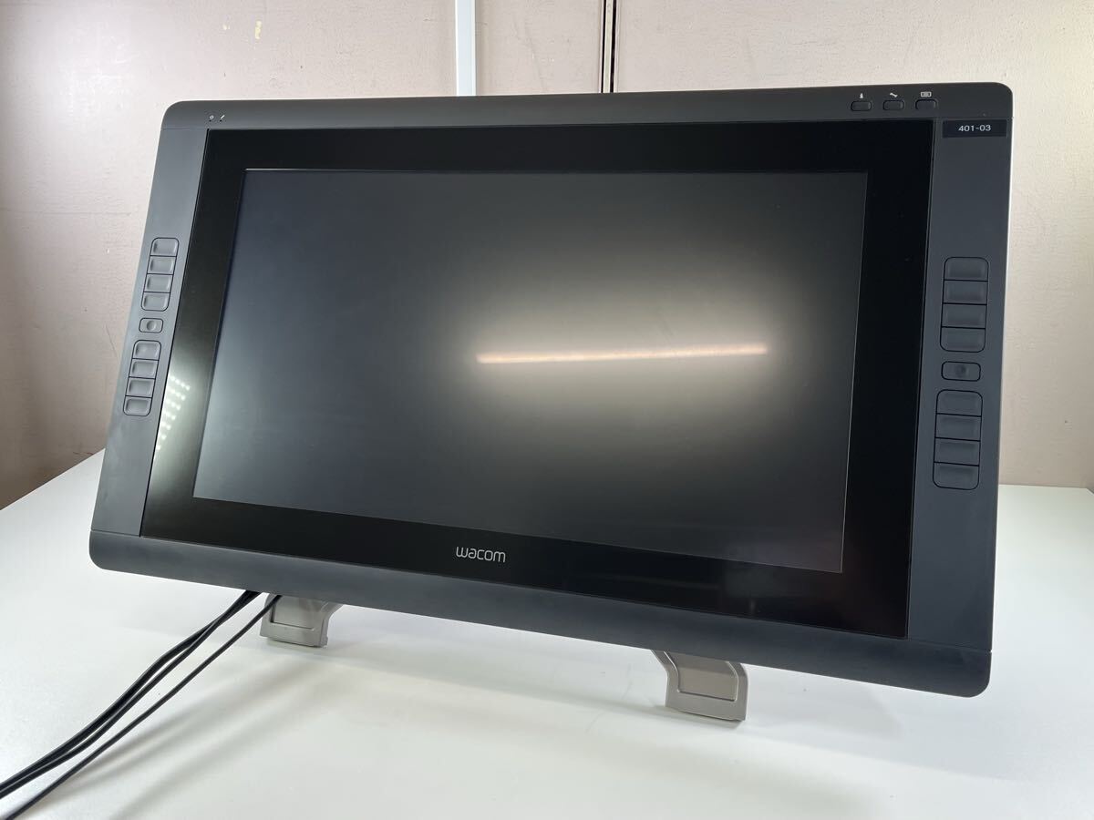 ★簡易確認済み Wacom ワコム Cintiq 22HD 液晶ペンタブレット DTK-2200 ペン欠品 スタンド付 イラスト ジャンク品 管理O918拍卖