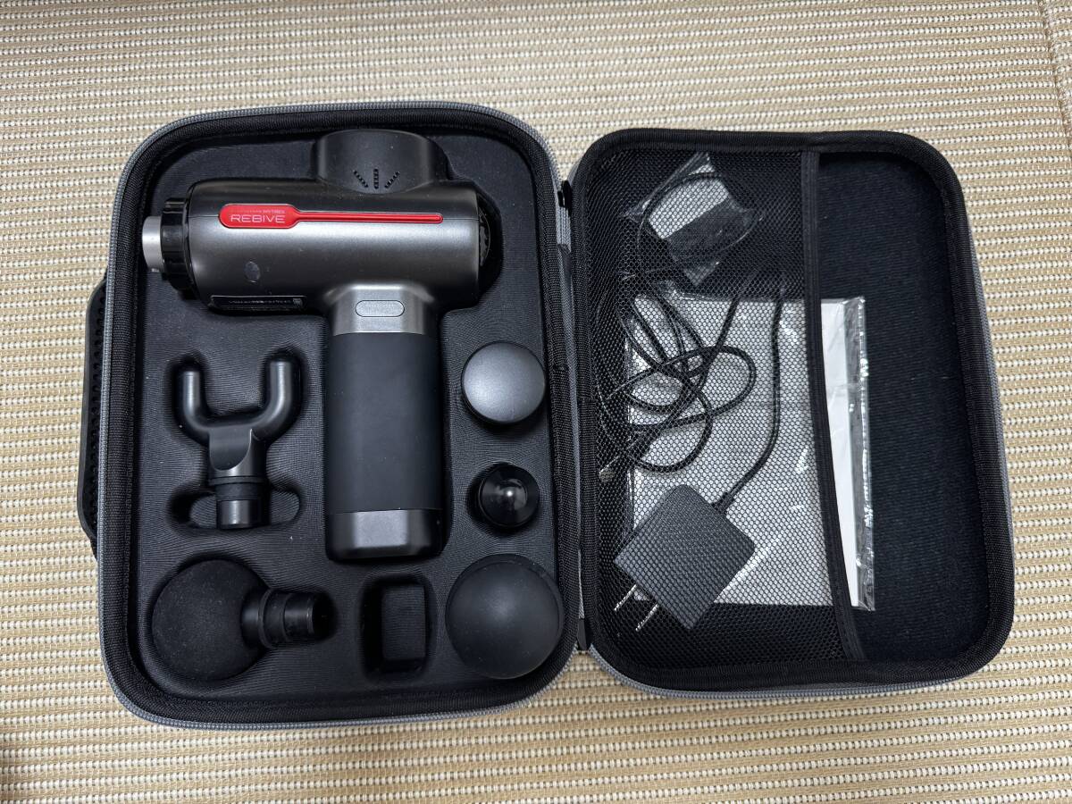 【美品】MYTREX REBIVE / 全身ケア マッサージガン / アタッチメント5種・ケース付 / 完動品拍卖