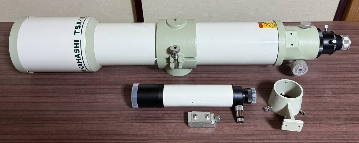 タカハシTSA102☆クイックリリーサーFQR-1付き。ファインダー塗装剥離少々あります。拍卖