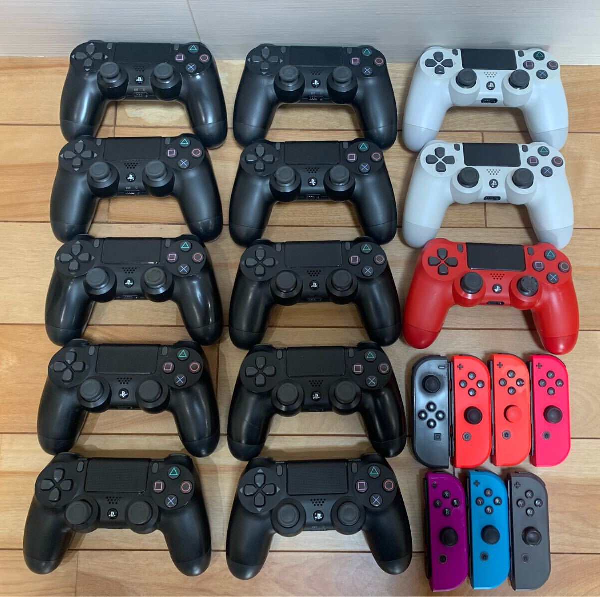 まとめ PS4 純正 コントローラー ジャンク 13個CUH-ZCT2 後期Joycon ジャンク 7個 ジョイコン デュアルショック4拍卖