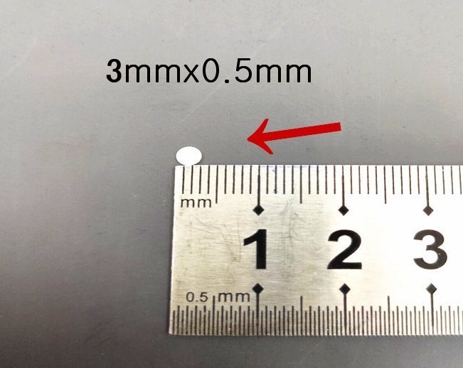 精密模型の開閉工作に 極薄 ネオジムマグネット 3mm×0.5mm 10個セット☆拍卖