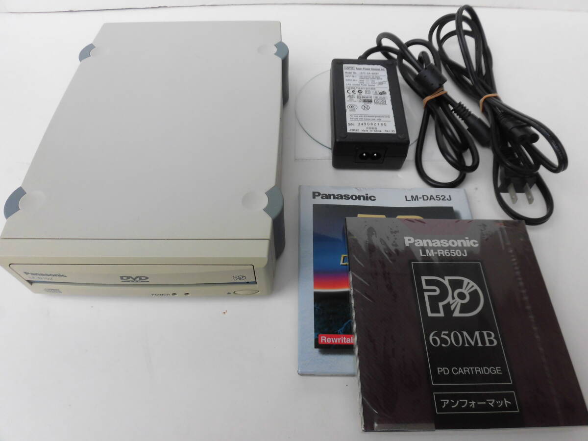 Panasonic SCSI外付け DVD-RAMドライブ LF-D102J (ACアダプター、新品メディア付属)拍卖