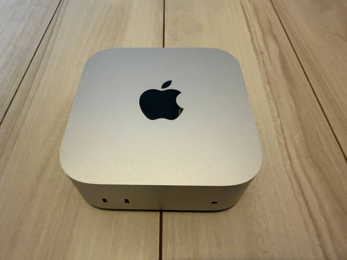 Mac mini M4 / 32GBメモリ / SSD 512GB / 非喫煙 / 完備品 2024モデル拍卖