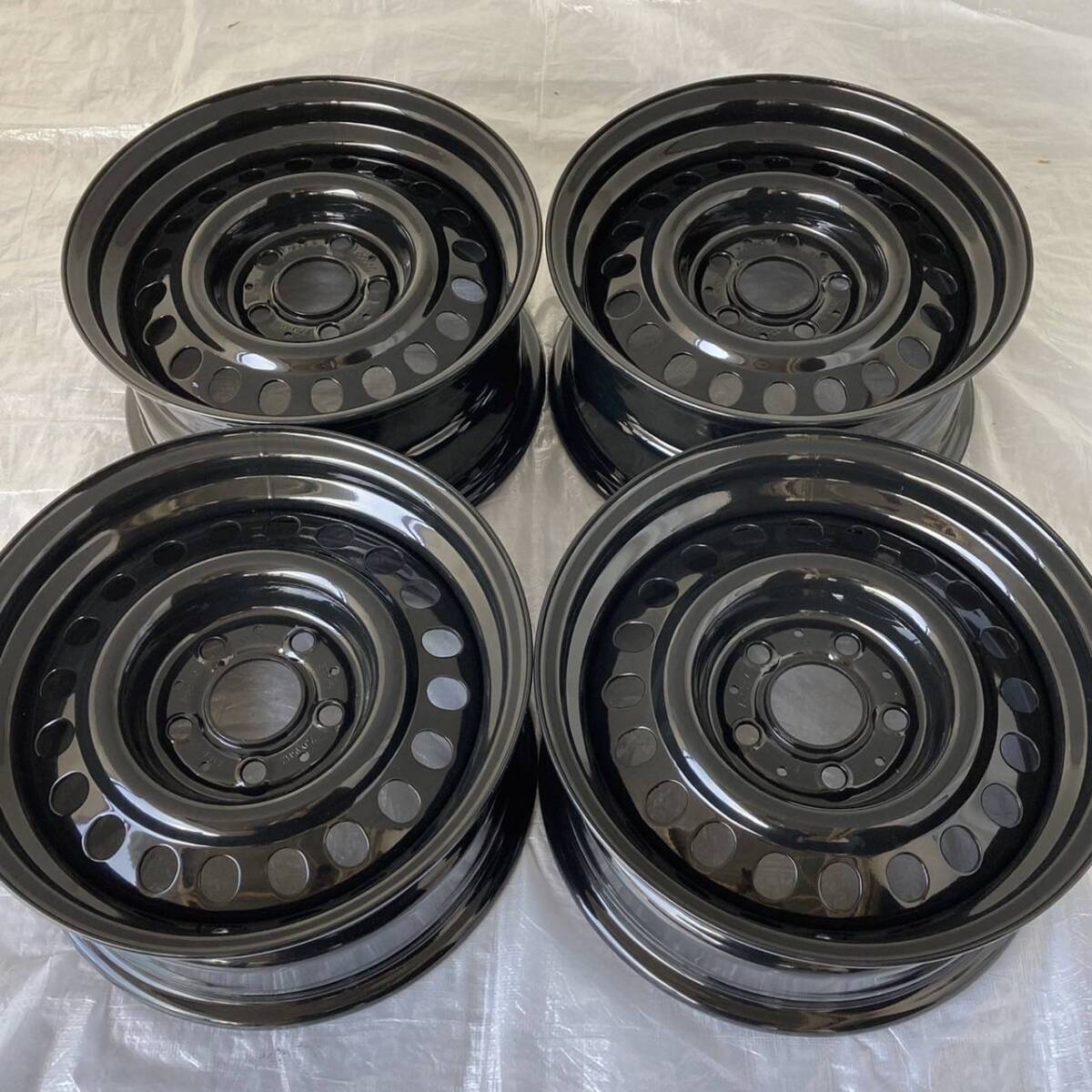 ワイドリム 鉄チン ブラック 15インチ 7.0J +25 114.3 4本セット ノア VOXY セレナ カローラルミオン USDM JDM (W2401+S1)拍卖