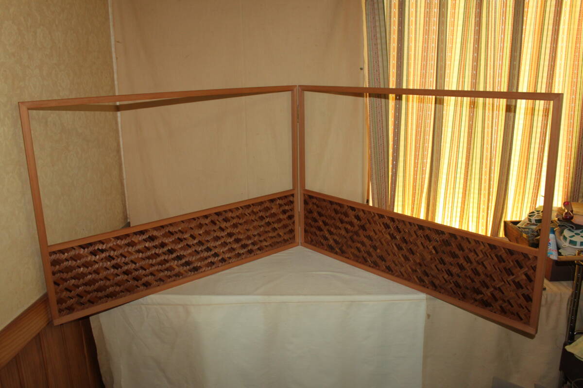 ■風炉先屏風 腰網代 上透かし 木地縁 美品 茶道具拍卖
