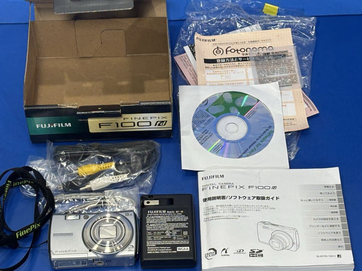 富士フイルム FUJIFILM コンパクトデジタルカメラFinePix F100fd拍卖
