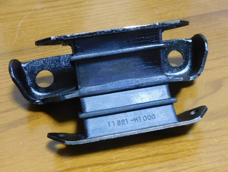 サニーB110B210B310用ミッションマウント新品 11321-H1000 SUNNY/MT/DATSUN拍卖