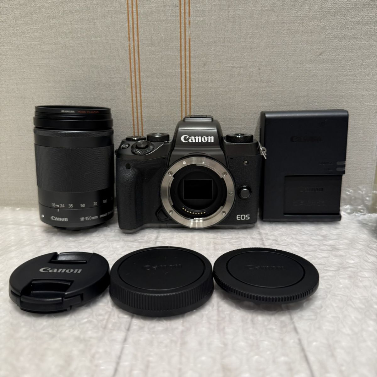 【†【中古品】キャノン CANON EOS M5 EF-M18-150 IS STM レンズキット おまけ付き S89716593210】拍卖
