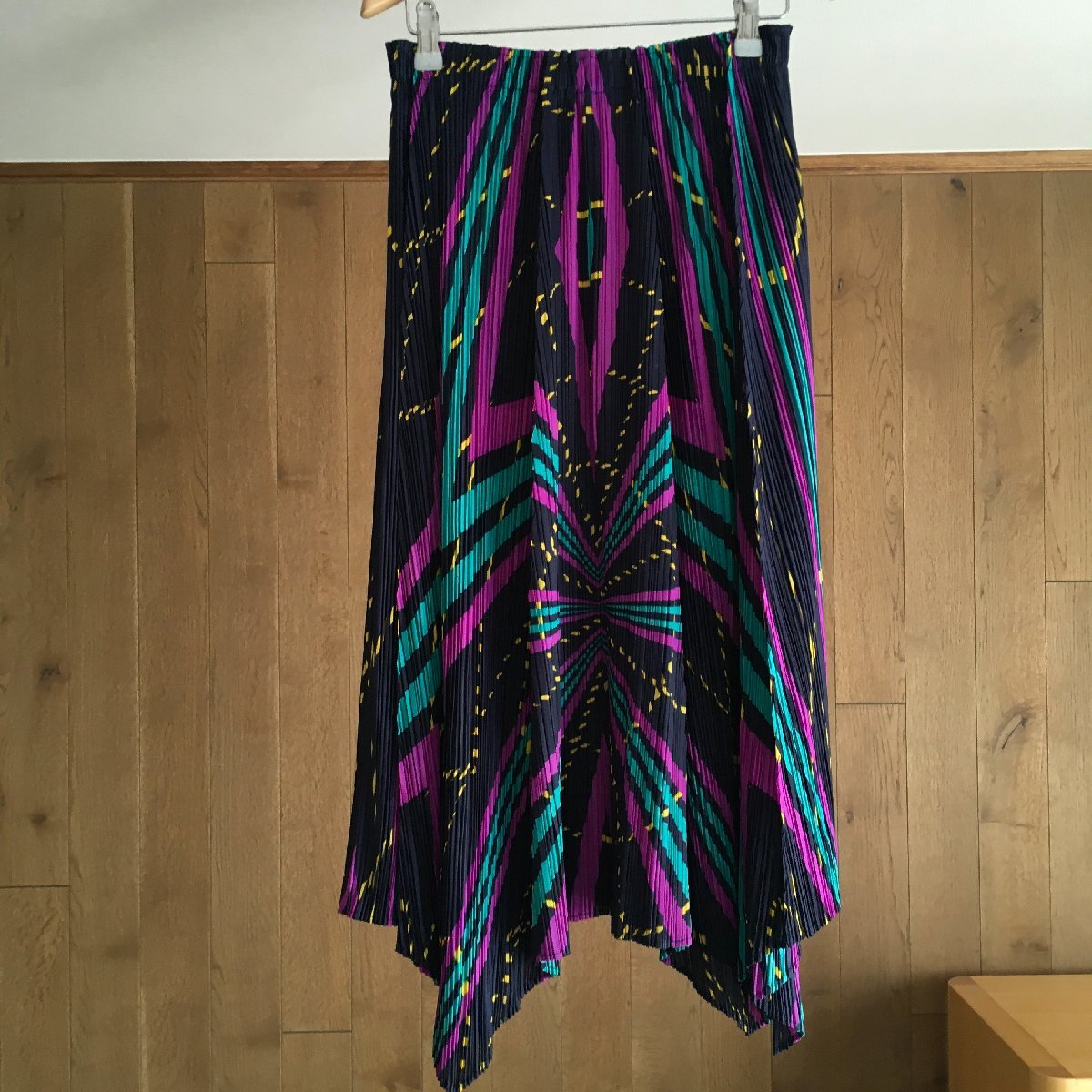 即決 美品 PLEATS PLEASE プリーツプリーズ プリーツ 柄 スカート 4 PP33-JG821 TM拍卖