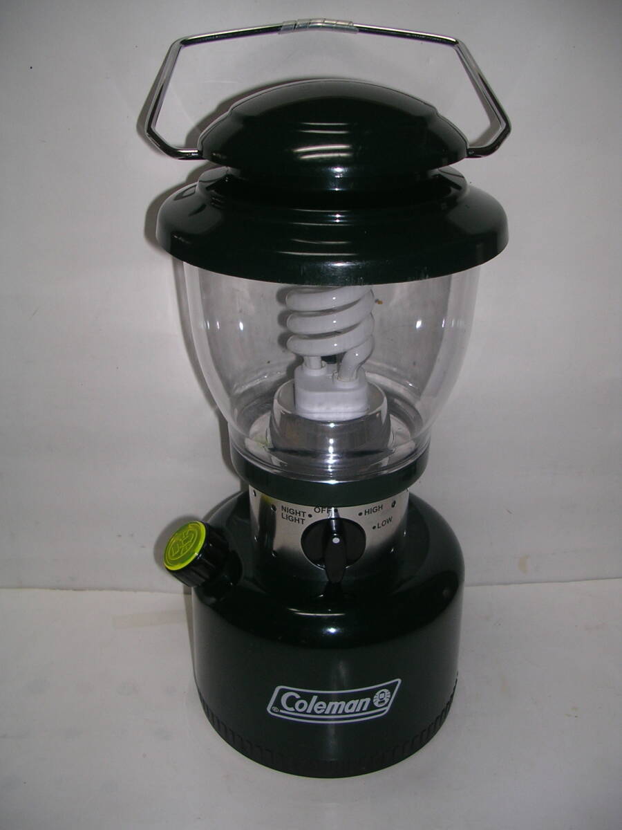 ◎◎アウトドア・ 防災用品【Coleman コールマン 乾電池式 大型ランタン・5312 SERIES】良い状態の中古品!拍卖