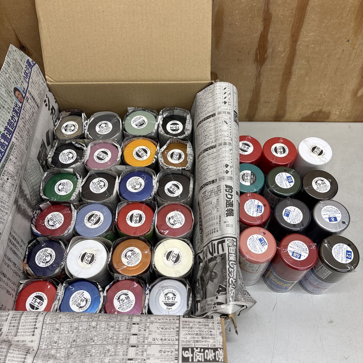 タミヤカラースプレー 他 塗料 まとめ売り 大量 未使用品 タミヤ拍卖