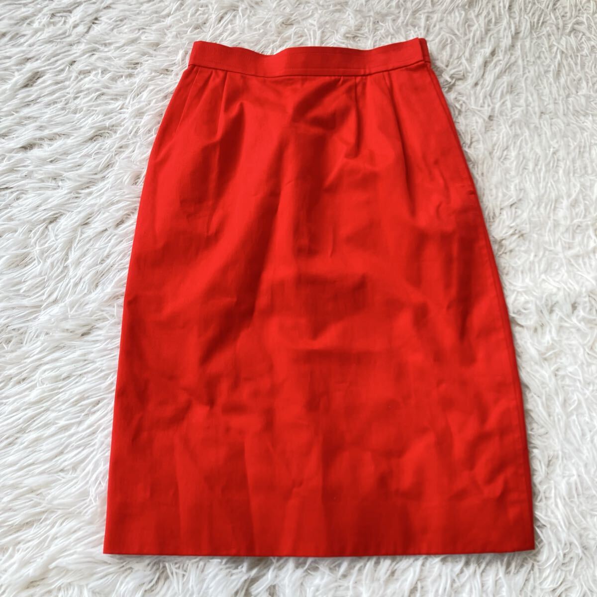 送料無料 美品 Yves Saint Laurent イヴ・サンローラン タイトスカート 膝丈 レッド 古着 4196 2拍卖