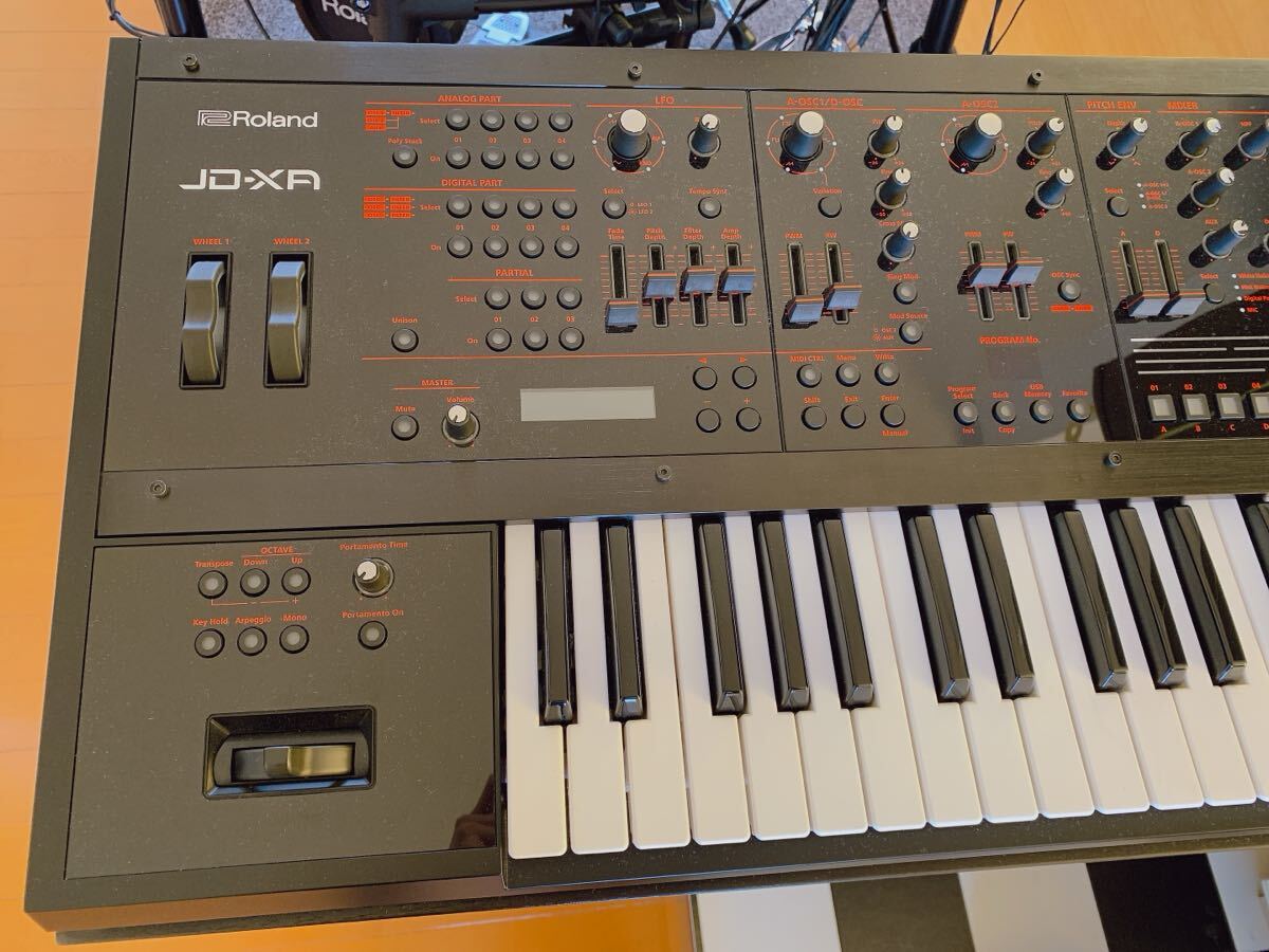 美品 Roland JD-XA シンセサイザー キーボード ローランド Rolandソフトケース付き拍卖