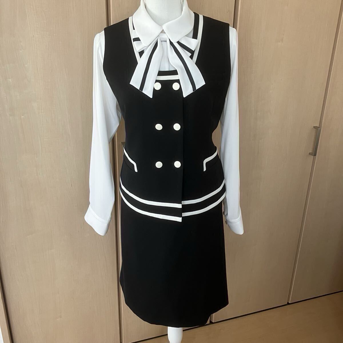 ★MARYQUANT 17号 受付嬢 スタッフ 事務服 ユニフォーム セットアップ制服 3点セット ★ ユーファクトリー マリークワント ベストスカート拍卖
