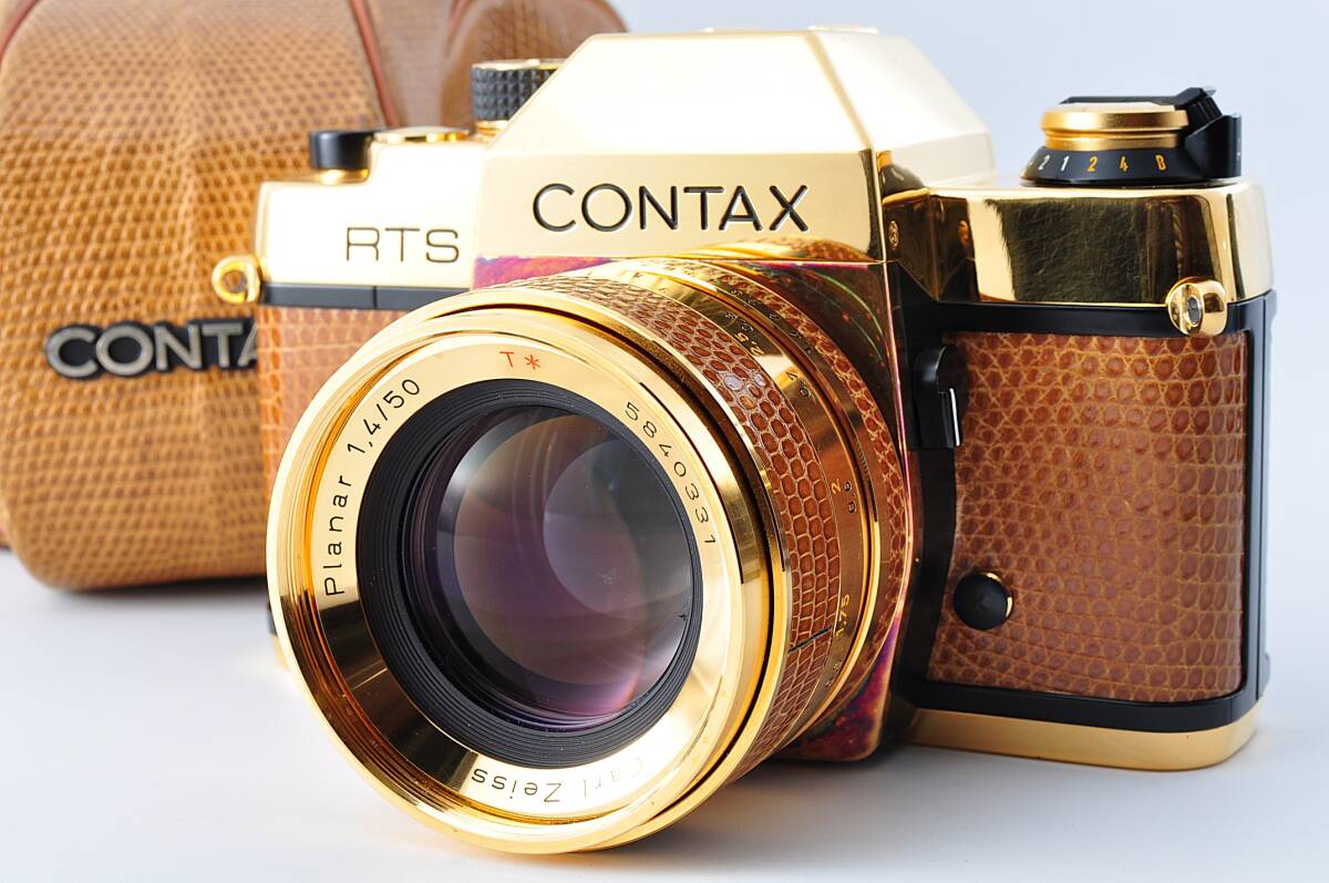 【超美品 保障付 動作確認済】Contax コンタックス RTS Gold ゴールド 一眼レフ 35mmフィルムカメラ + Planar 50mm f/1.4 標準レンズ #V743拍卖