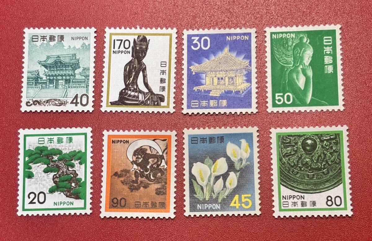 普通切手【日光東照門 法隆寺弥勅菩薩 中尊寺金色堂 中宮寺菩薩像 マツ 風神 みずばしょう 人物画像鏡】8種 総額525円 未使用 NH美品 拍卖