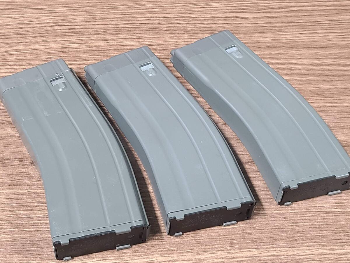 VFC M16A2 / M4 GBBR共通 30連スペアマガジン 3本セット (STANAG GI V2) Gray (COLT刻印)拍卖