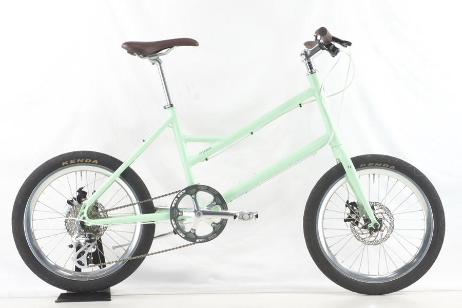 ◆◆未使用 ライトウェイ RITEWAY グレイシア GLACIER 2020年 アルミ クロスバイク 400サイズ SHIMANO ALTUS M310 1x8速 ミニベロ 小径車拍卖