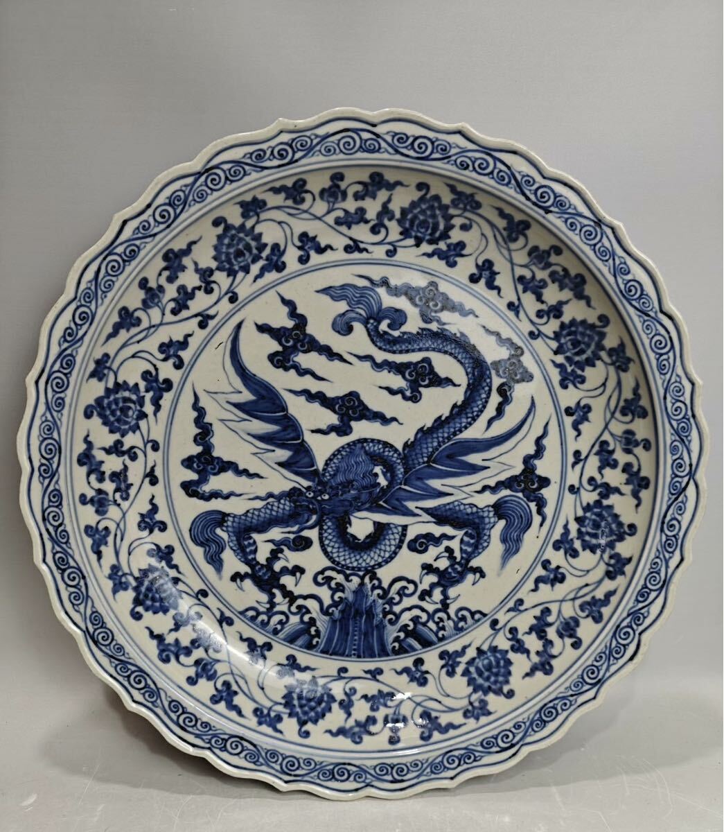 【竹華】中国古美術 明時代 青花 皿 古玩 骨董 時代物 当時物 唐物 骨董品 時代品 美術品 茶道具 置物 h28拍卖