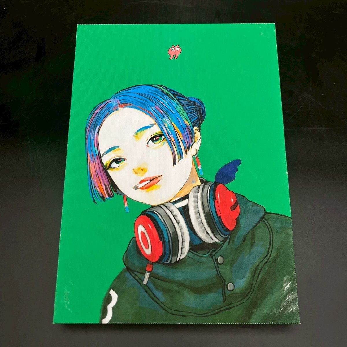 CV0221-45-3 ざしきわらし イラスト 作品 ヘッドフォン 絵 絵画 キャンバス アート 人物 美術 置物 鑑賞 H29.5㎝ W21㎝ D2㎝ 80サイズ拍卖