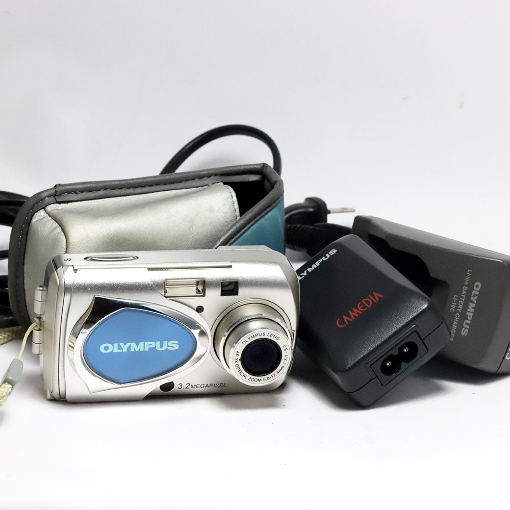 OLYMPUS オリンパス コンパクトデジタルカメラ μ-10 DIGITALセット 通電するジャンク 拍卖