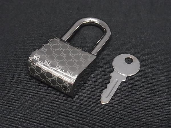 1円 ■美品■ GUCCI グッチ カデナ 南京錠 パドロック レディース メンズ シルバー系 FY1634拍卖