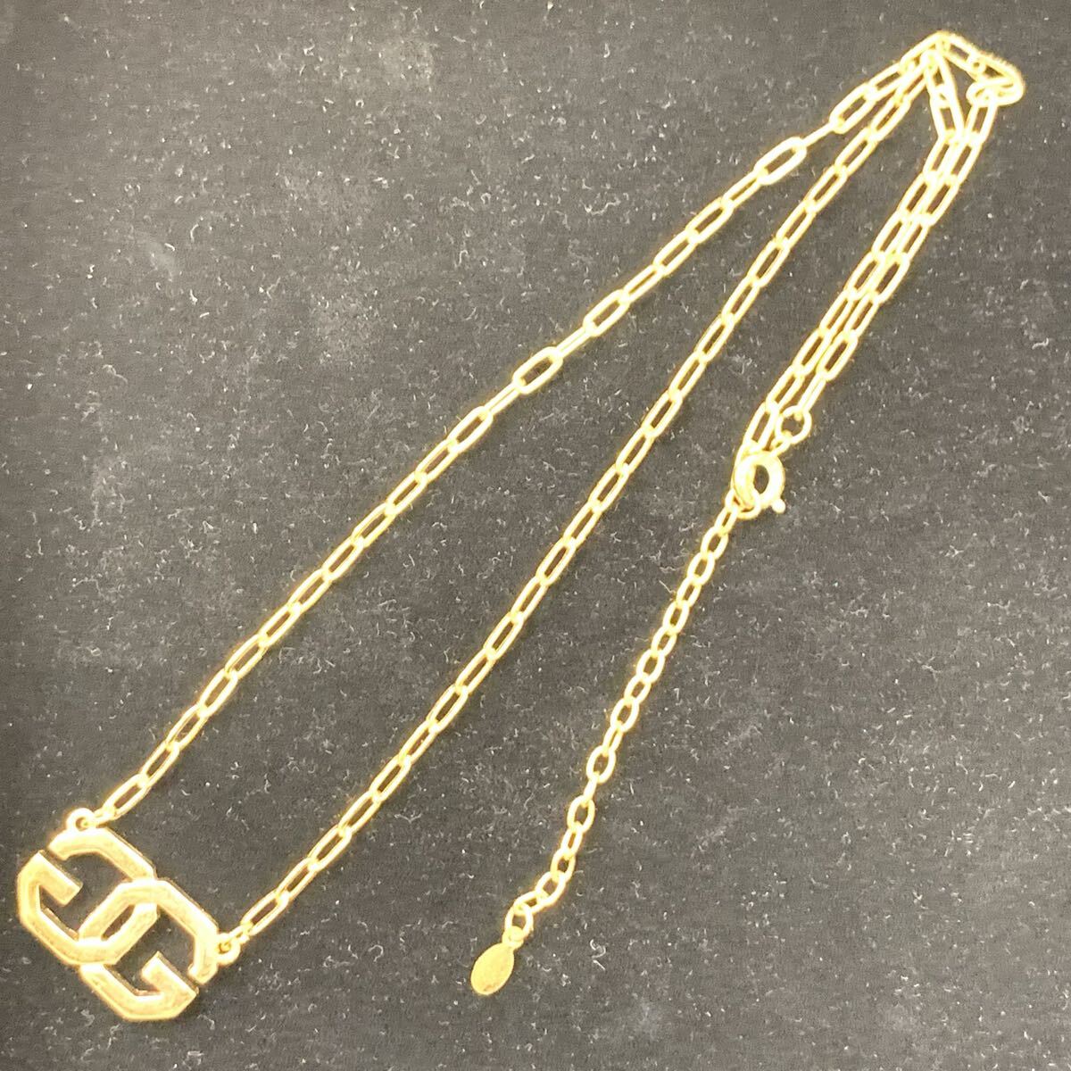 【038-40】 GIVENCHY ジバンシィ ネックレス ゴールドカラー アクセサリー ロゴ拍卖