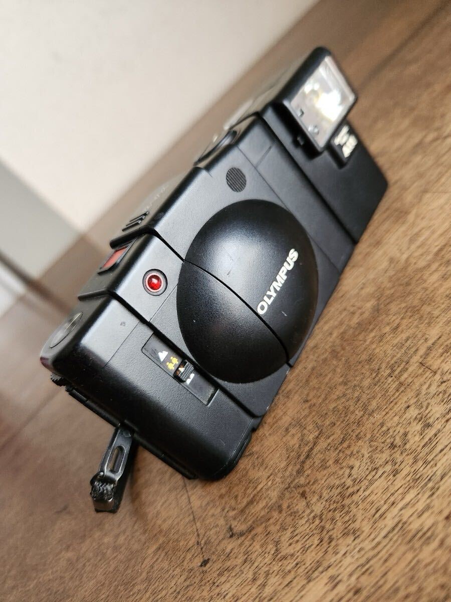 蔵出 当時物 OLYMPUS XA2 コンパクト フィルム カメラ レンズ D.Zuiko 1:3.5 f=35mm JAPAN 日本製 オリンパス フラッシュ A11 昭和 レトロ拍卖