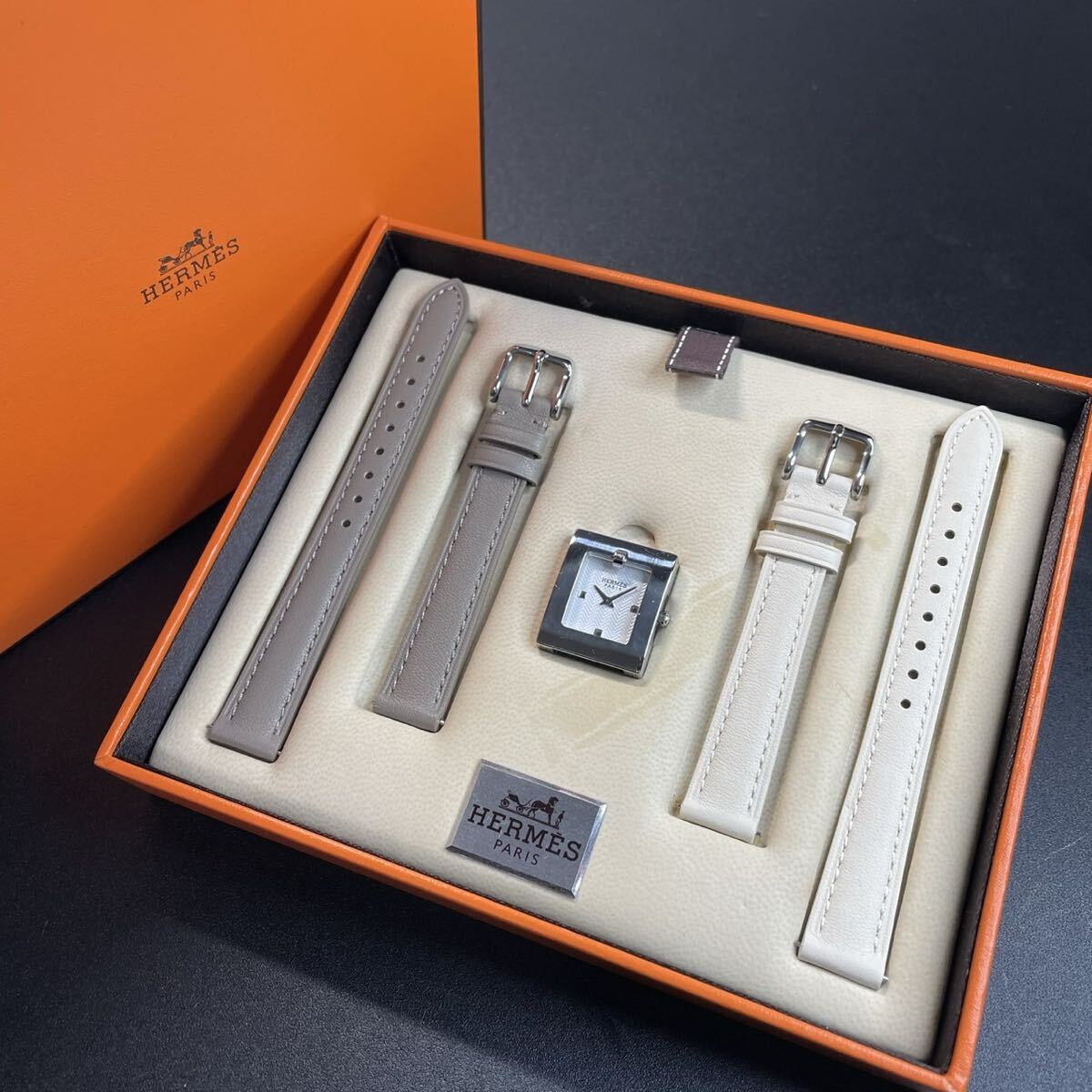 【良品 可動品】エルメス 腕時計 Hウォッチ スクエア レザーベルト HERMES レディース クリッパー 時計 正規品 【2603He9】拍卖