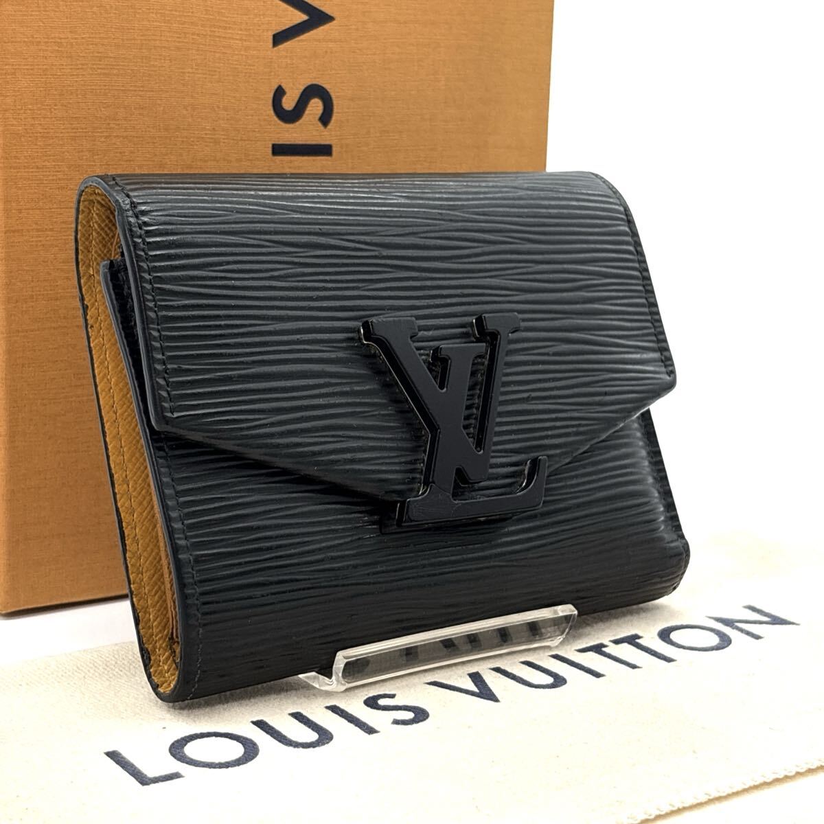 最高級◆LOUIS VUITTON ルイヴィトン ポルトフォイユ ヴィクトリーヌ エピ LVロゴ 三つ折り財布 コンパクトウォレット ノワール ブラック拍卖