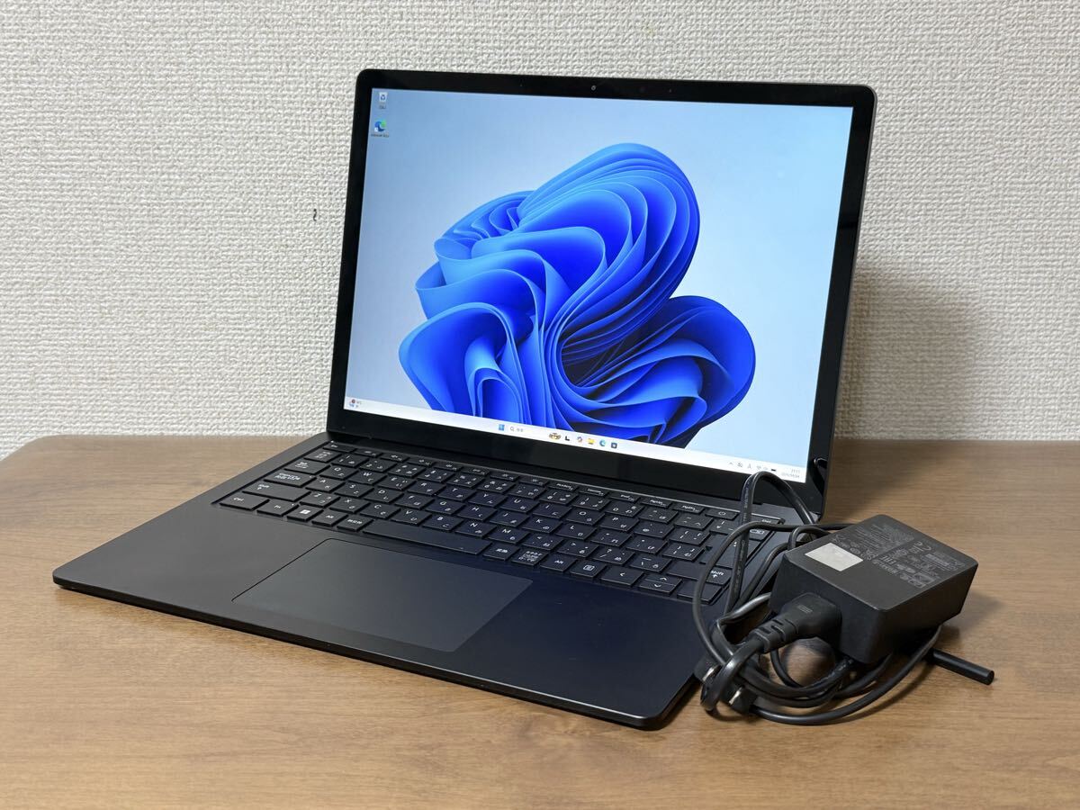 Microsoft Surface Laptop 5/ i7-1265U / 16GB / SSD256GB / Win11 Pro / 13.5型 タッチ / 充電器付き / 中古 ノート 1円拍卖