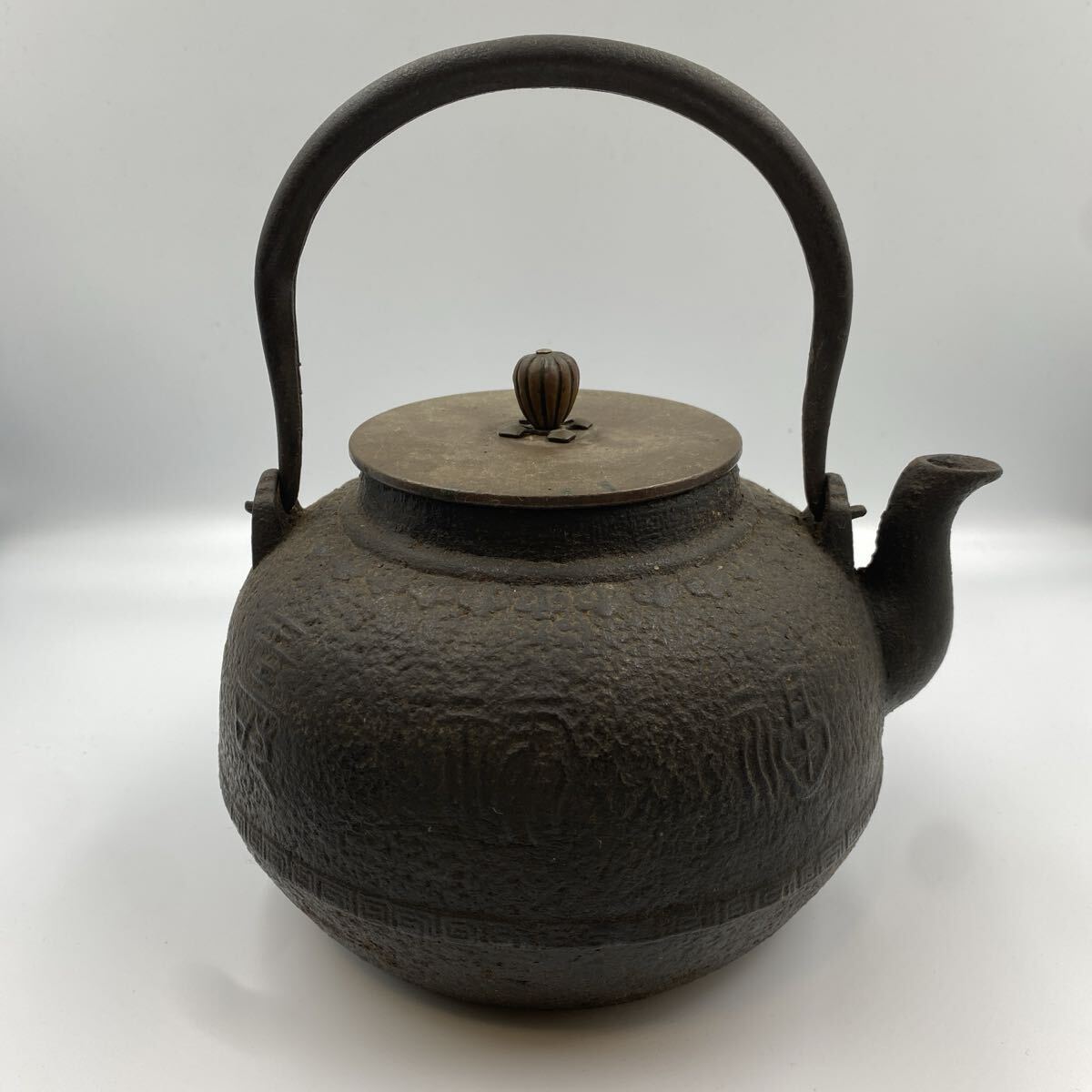 【旧家・地主家から出ました】 龍文堂 胴横文字あり 鉄瓶 茶道具 煎茶道具 茶器 鉄器 急須 骨董品 アンティーク 龍文堂造拍卖