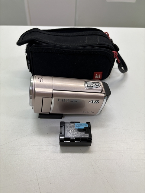 伊10406 デジタルビデオカメラ JVC エブリオ EVERIO GZ-HM670-N 動作未確認拍卖
