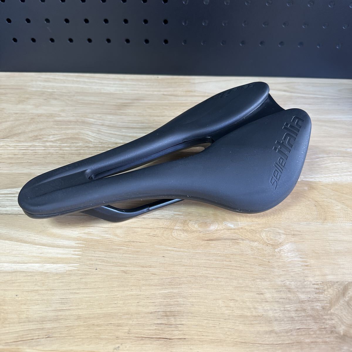 新品セライタリアSelle Italia X Evo SF サドル拍卖